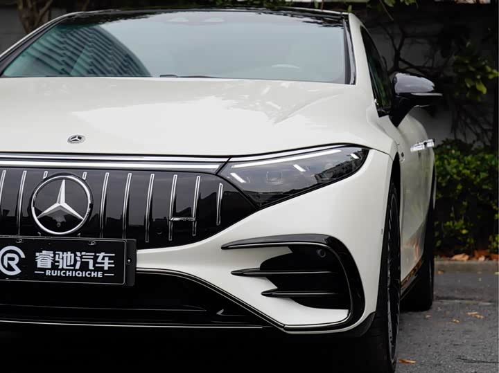 Mercedes-Benz EQS AMG, 2023 — фото 6 из 9