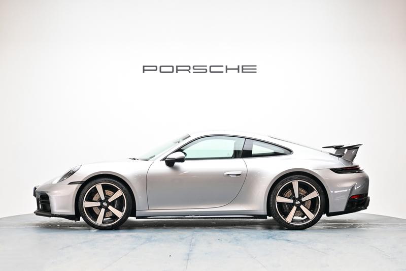 Porsche 911, 2025 — фото 4 из 10