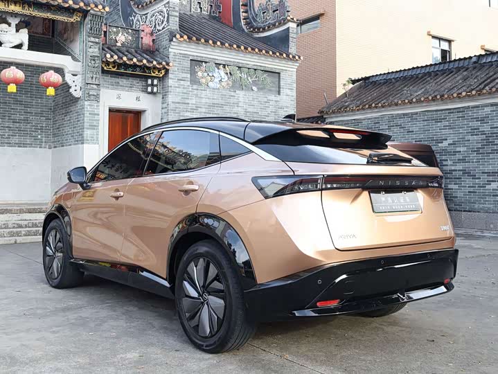 Nissan Ariya EV, 2024 — фото 9 из 9