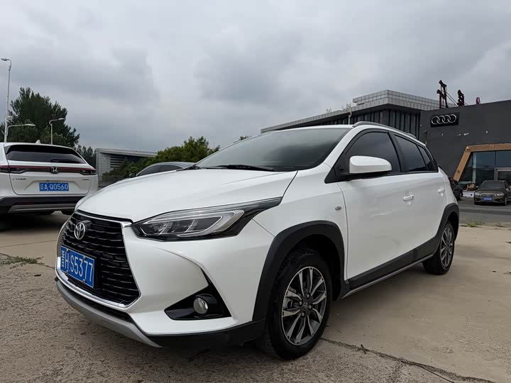 Toyota Yaris L Hatchback, 2022 — купить в Воронеже под ключ