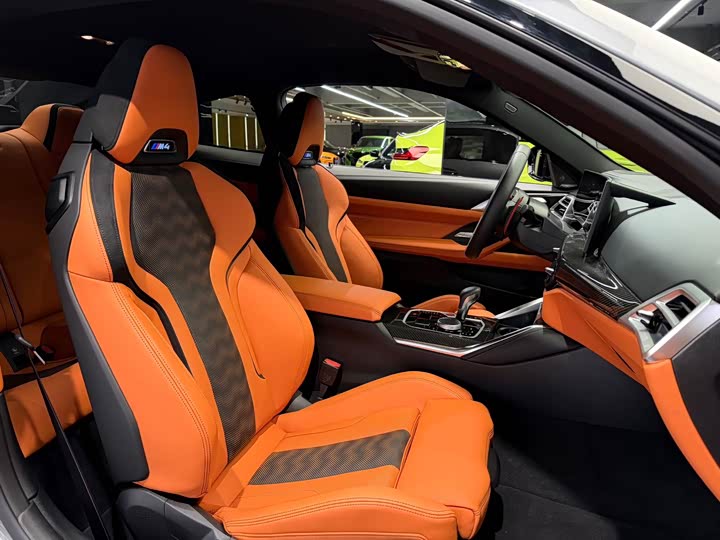 BMW M4, 2025 — фото 8 из 9