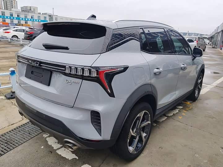 Lynk & Co 06 EM-P Hybrid, 2021 — фото 7 из 9