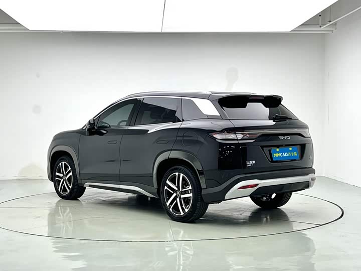 BYD Song L DM-i Hybrid, 2024 — фото 2 из 9