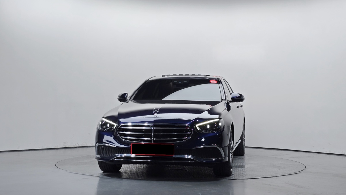 Mercedes-Benz E-Class, 2022 — фото 3 из 12