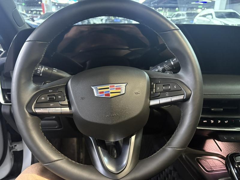 Cadillac CT5, 2024 — фото 8 из 11