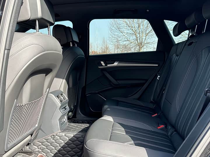Audi Q5L, 2023 — фото 6 из 9