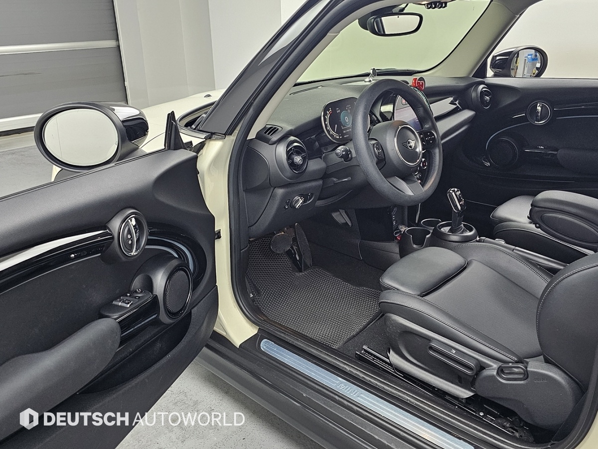 Mini Cooper, 2021 — фото 10 из 12