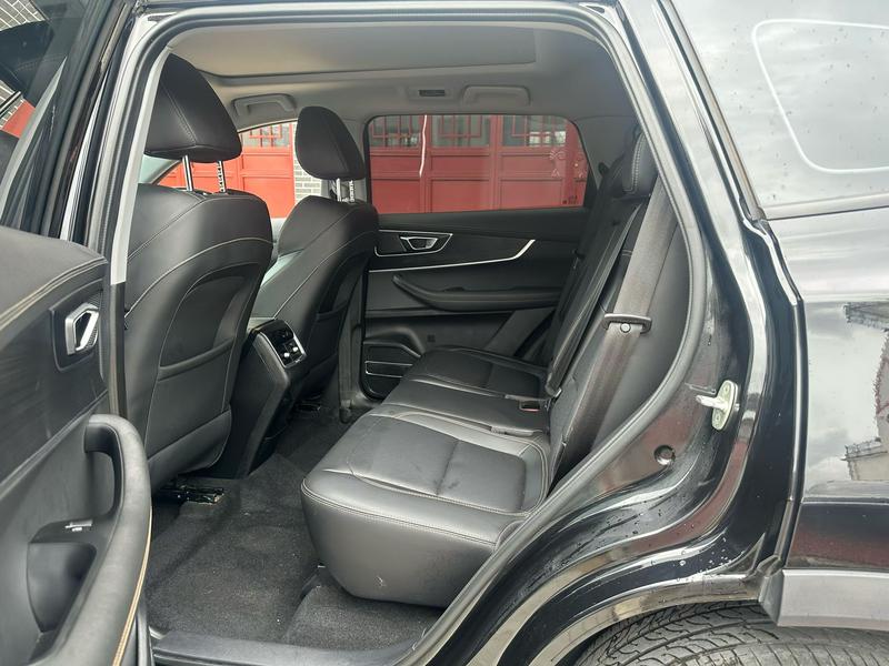 Chery Tiggo 8, 2025 — фото 8 из 9