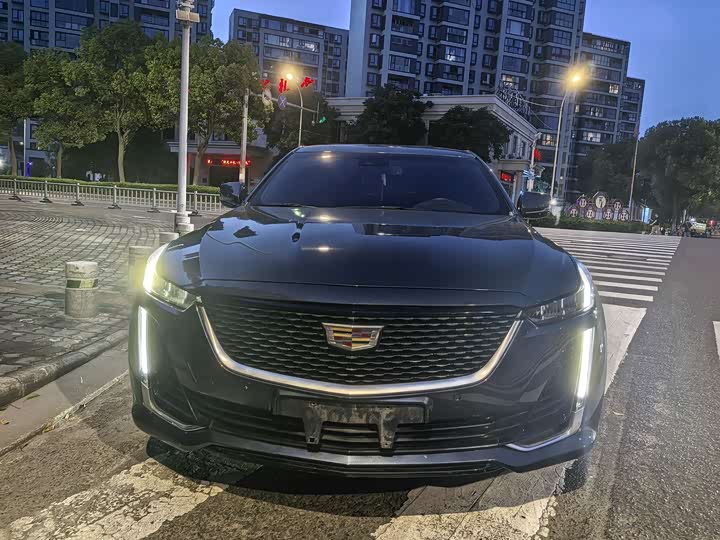 Cadillac CT5, 2022 — фото 2 из 9