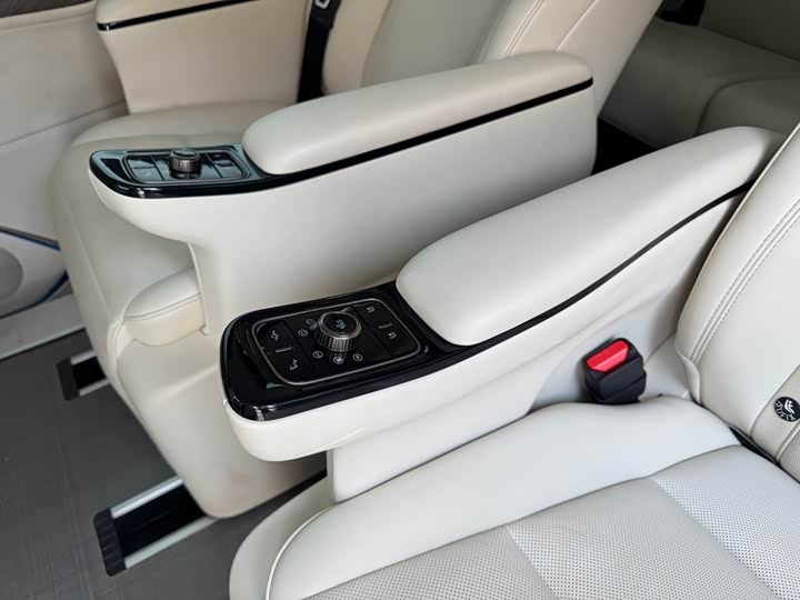 Wey 80 Hybrid, 2025 — фото 4 из 9