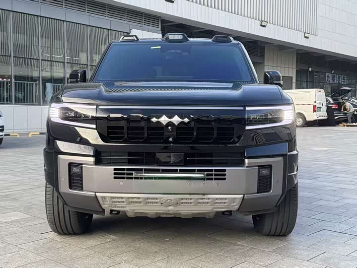 BYD FangChengBao Leopard 8, 2024 — фото 2 из 9