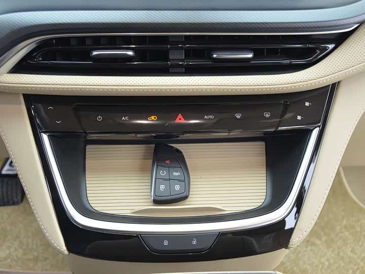 Buick GL8 ES, 2025 — фото 8 из 9