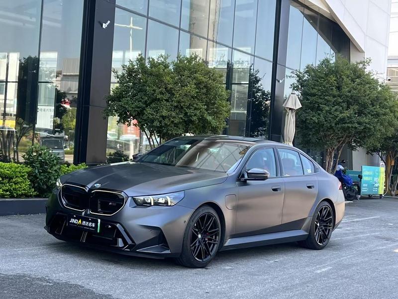 BMW M5 Hybrid, 2024 — купить в Ульяновске под ключ