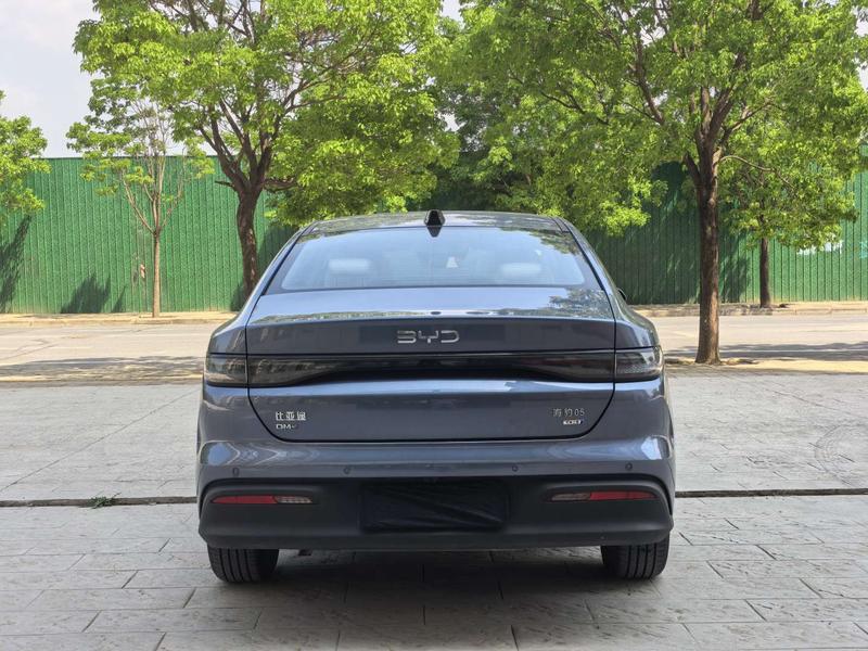 BYD Seal 05 DM-i Hybrid, 2024 — фото 6 из 11