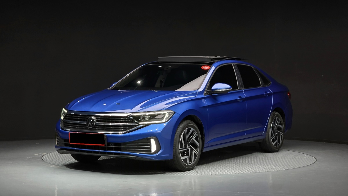 Volkswagen Jetta, 2022 — купить в Москве под ключ