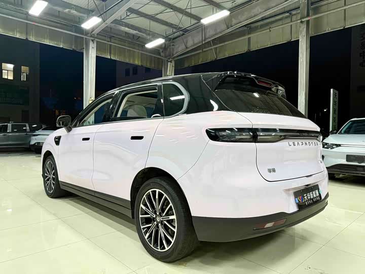 Leapmotor B10, 2025 — фото 5 из 9