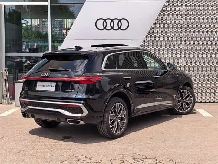 Audi Q5L, 2025 — фото 5 из 9