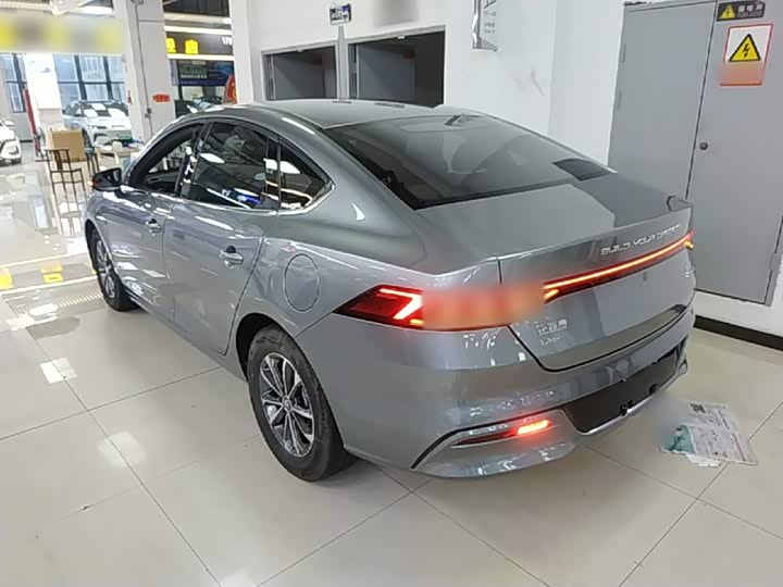 BYD Qin Plus, 2023 — фото 5 из 9