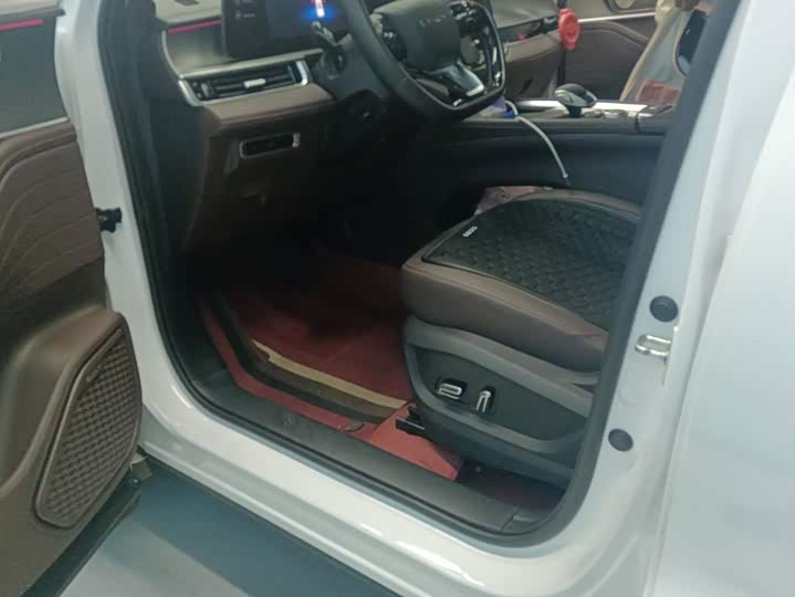 Chery Tiggo 8 Pro, 2023 — фото 9 из 9
