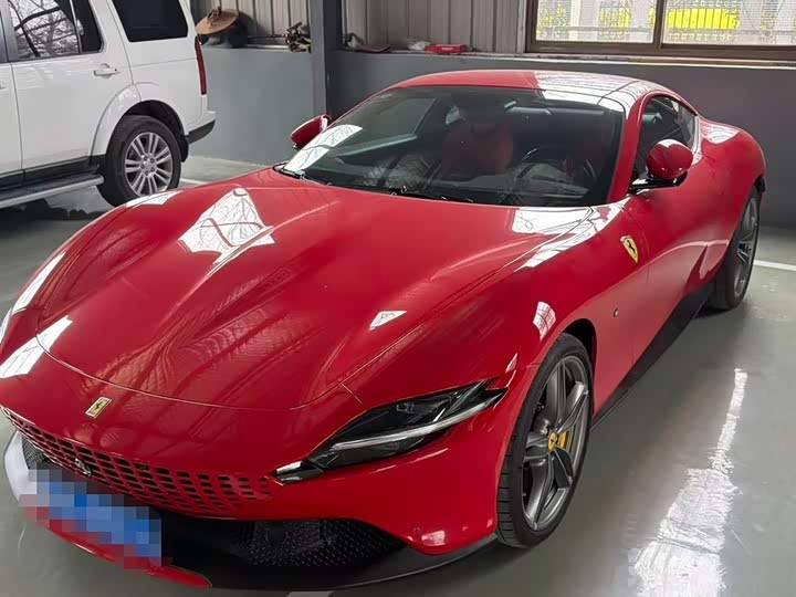 Ferrari Roma, 2022 — купить в Москве под ключ