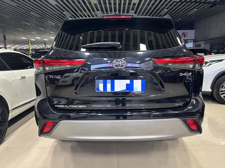 Toyota Highlander, 2022 — фото 10 из 11