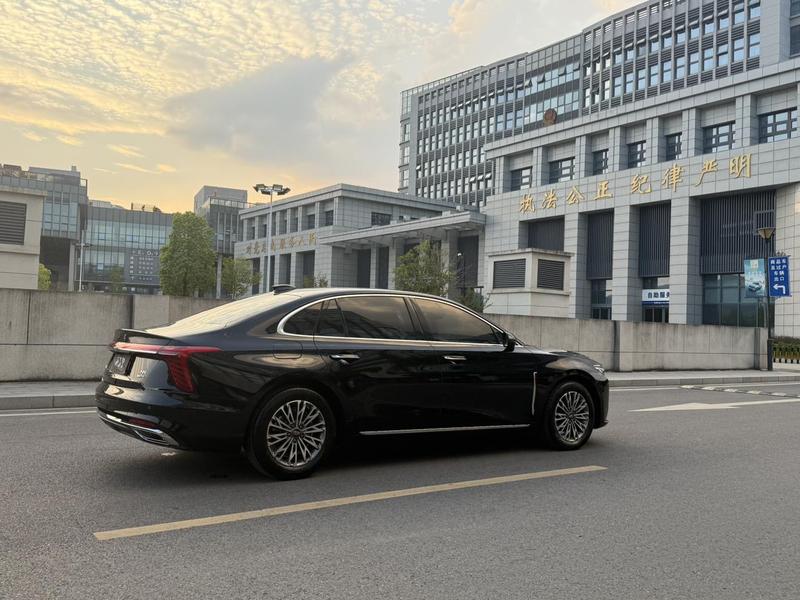 Hongqi H5, 2023 — фото 6 из 12