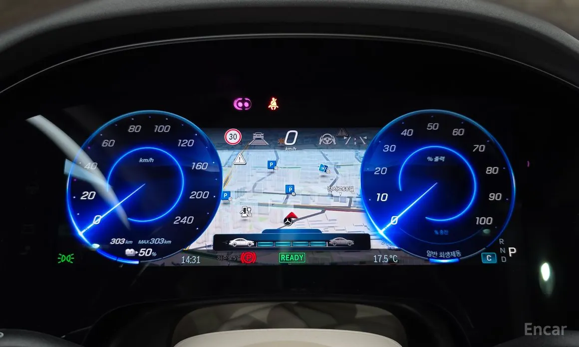Mercedes-Benz EQS, 2023 — фото 8 из 12