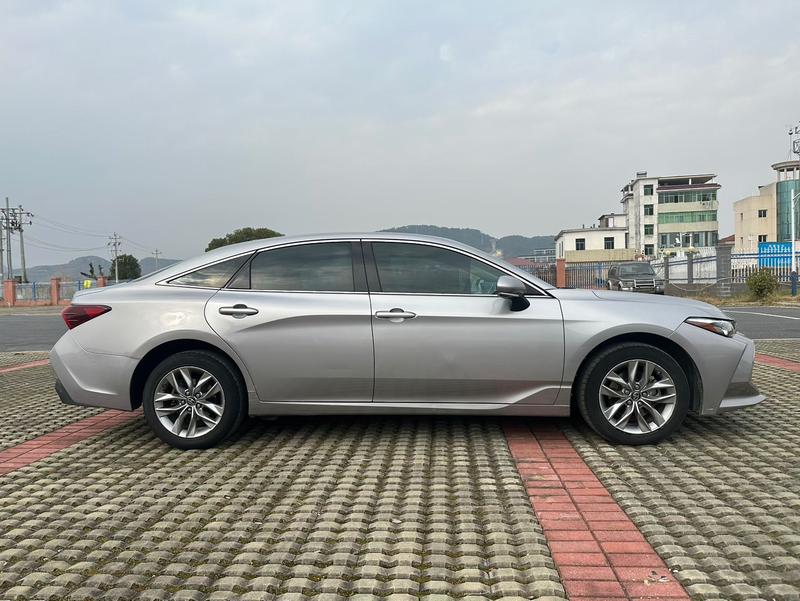 Toyota Avalon, 2022 — фото 7 из 10