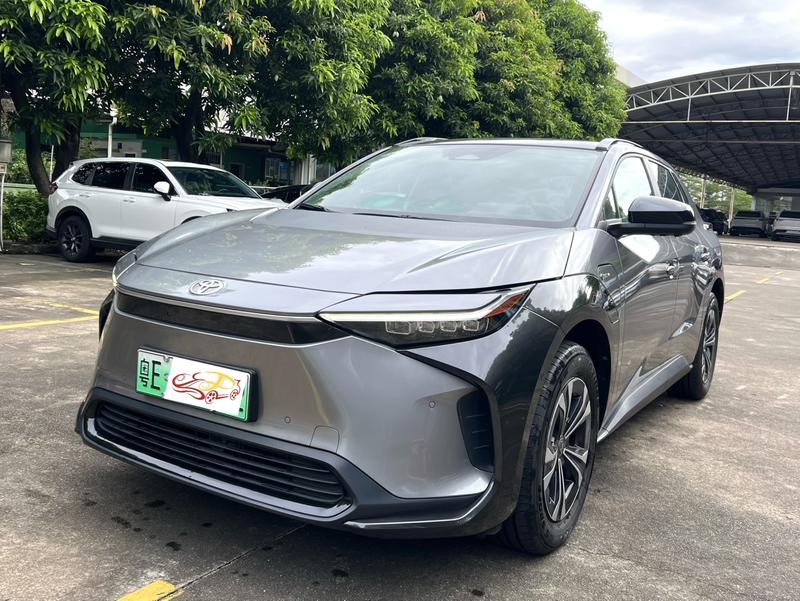 Toyota bZ4X Platinum, 2024 — купить в Нижнем Новгороде под ключ