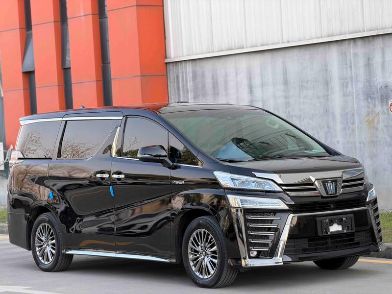 Toyota Vellfire, 2022 — фото 3 из 9