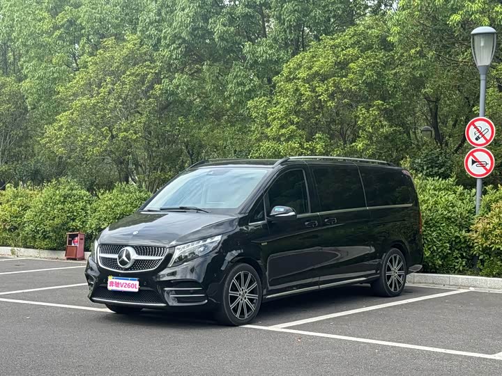 Mercedes-Benz V-Class, 2023 — фото 3 из 9
