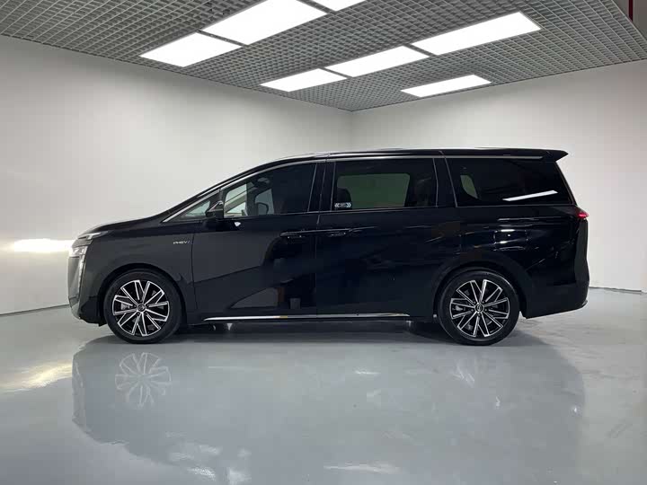GAC Trumpchi E8, 2024 — фото 7 из 9