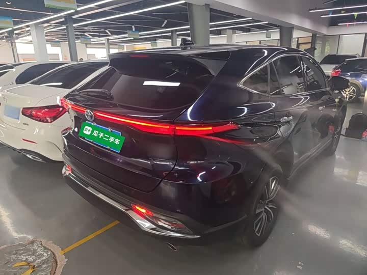 Toyota Harrier, 2022 — фото 7 из 9