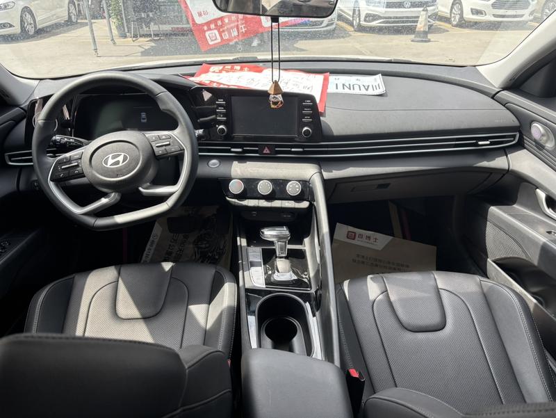 Hyundai Elantra N line, 2024 — фото 6 из 11