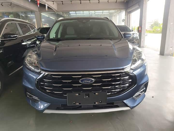 Ford Escape, 2022 — фото 3 из 9