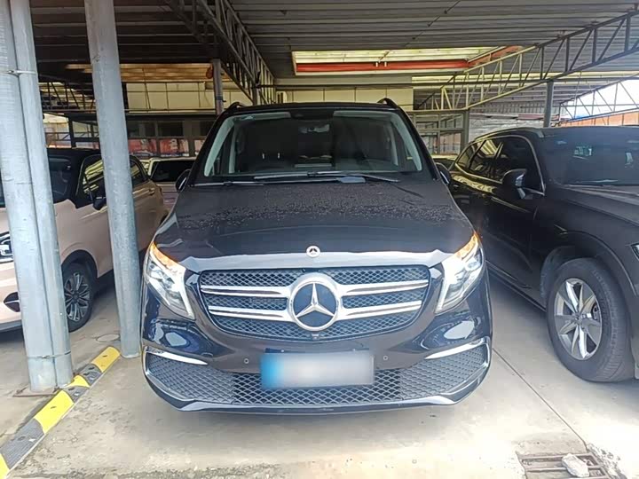 Mercedes-Benz V-Class, 2022 — фото 3 из 9