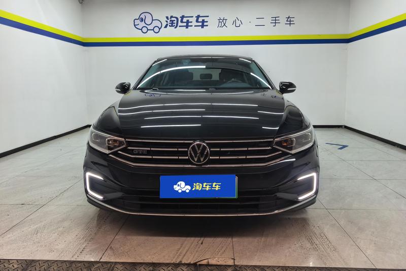 Volkswagen Magotan GTE Hybrid, 2022 — фото 2 из 12