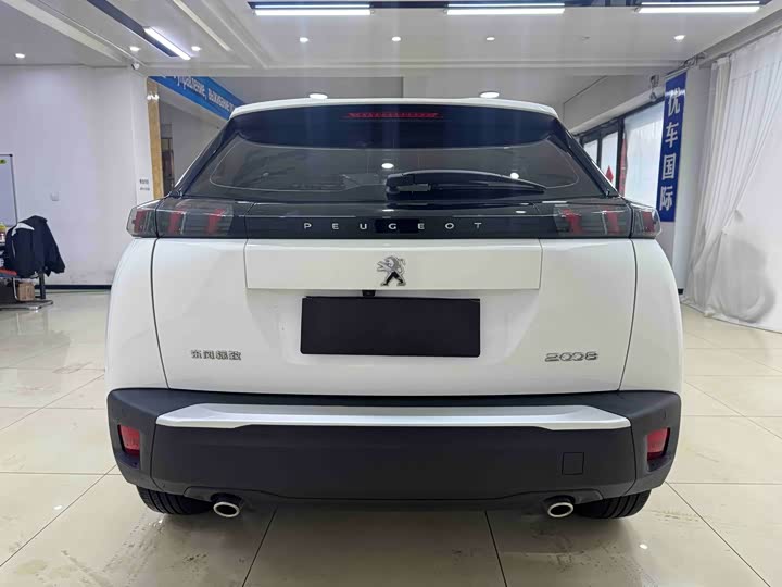 Peugeot 2008, 2022 — фото 5 из 9
