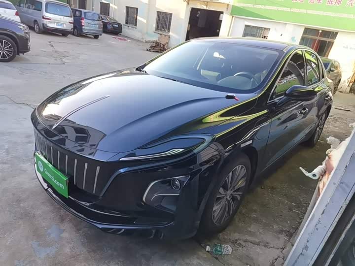 Hongqi E-QM5, 2023 — фото 2 из 9