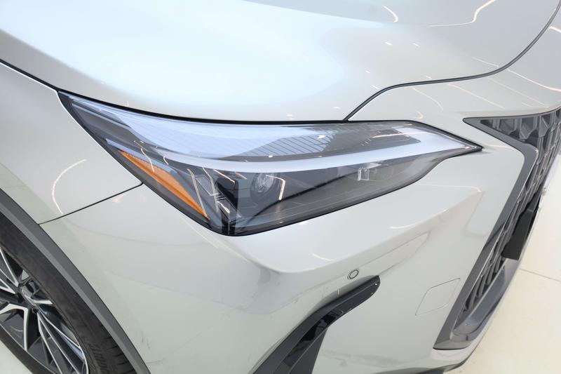 Lexus NX, 2022 — фото 9 из 12