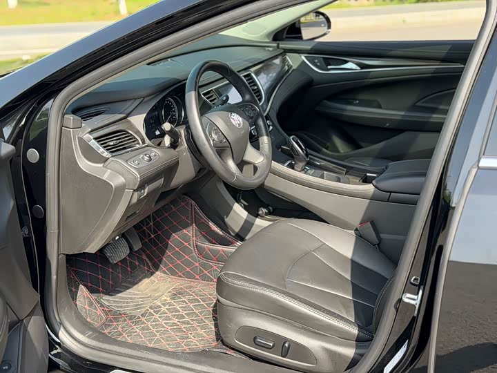 Buick LaCrosse, 2023 — фото 4 из 9