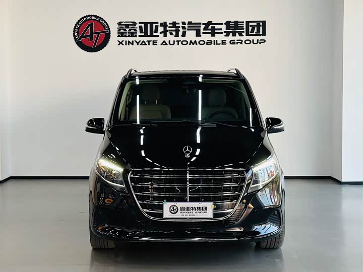 Mercedes-Benz V-Class, 2024 — фото 3 из 9