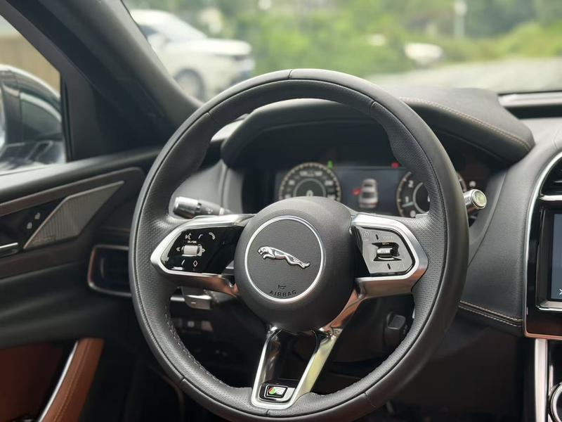 Jaguar XE L, 2022 — фото 7 из 10