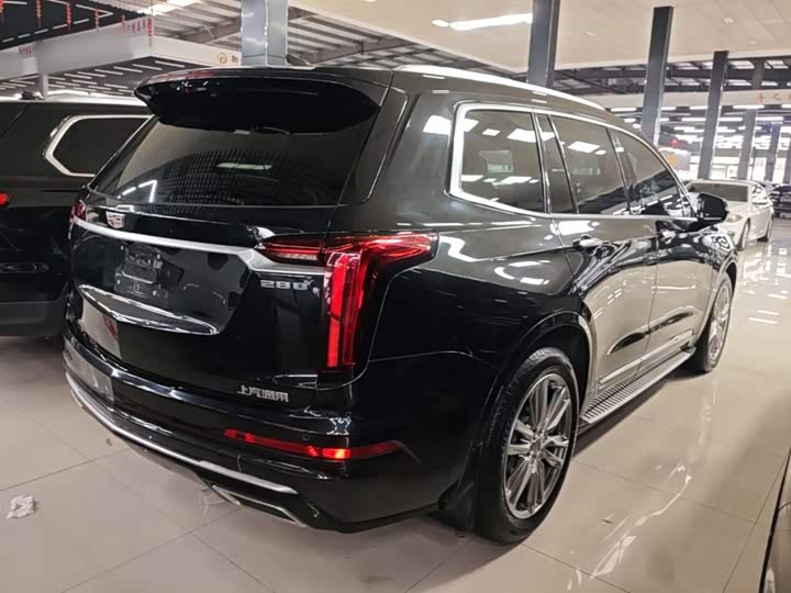 Cadillac XT6, 2022 — фото 7 из 9