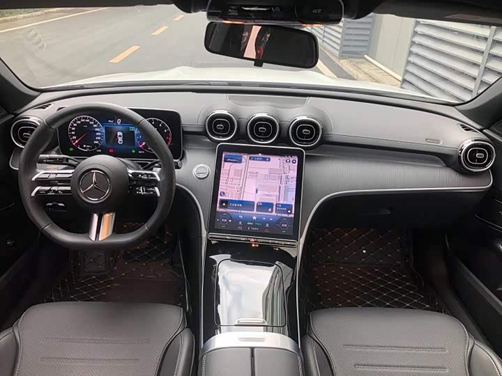 Mercedes-Benz C-Class, 2023 — фото 6 из 9