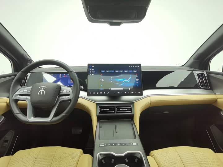 BYD Song L DM-i Hybrid, 2025 — фото 5 из 9