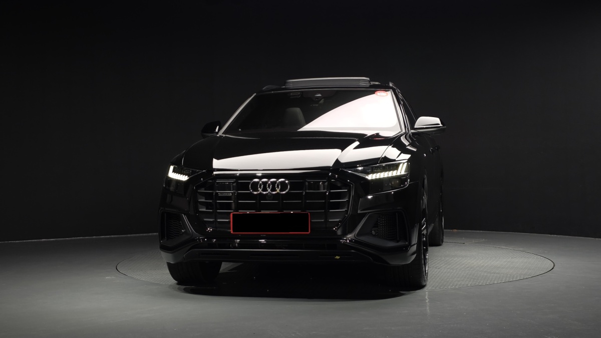 Audi Q8, 2023 — фото 3 из 12