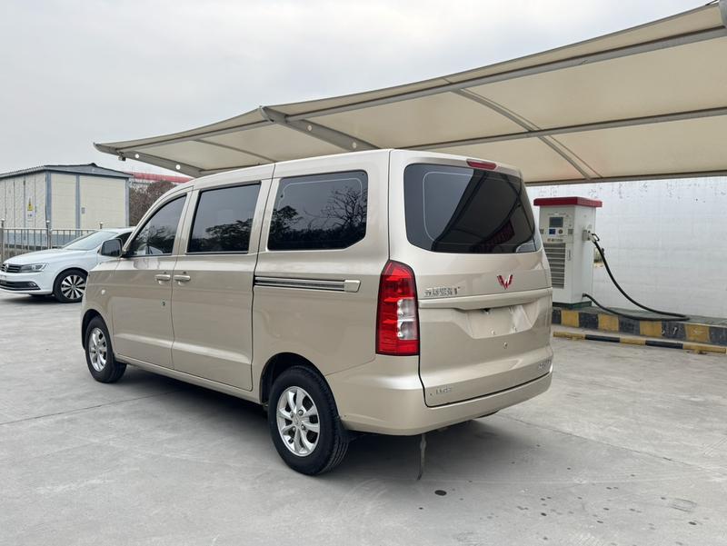 Wuling Hongguang V, 2022 — фото 5 из 12