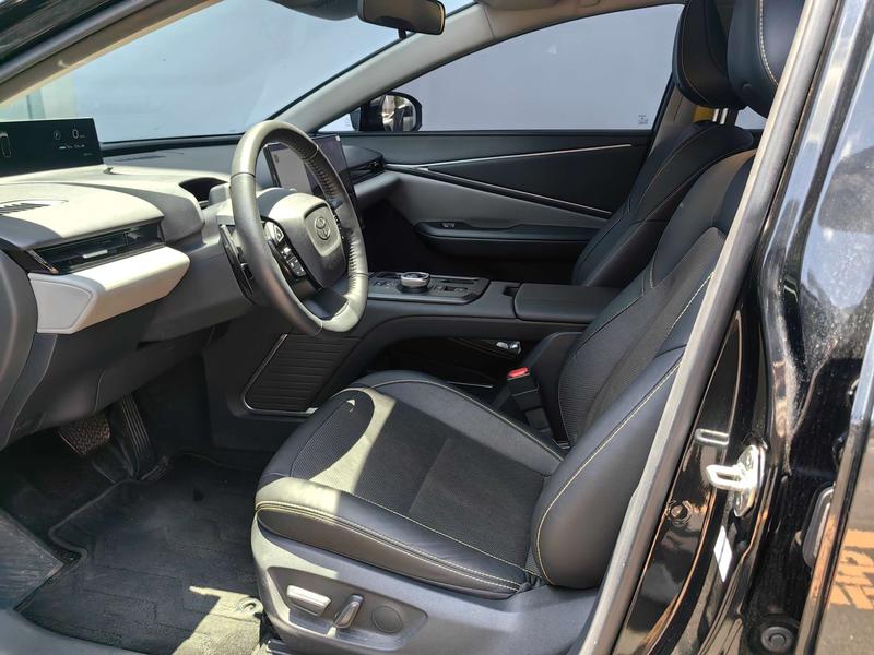 Toyota bZ5, 2025 — фото 11 из 12
