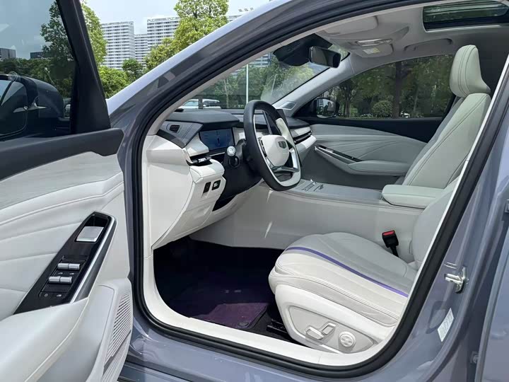 Geely Preface L, 2023 — фото 6 из 9